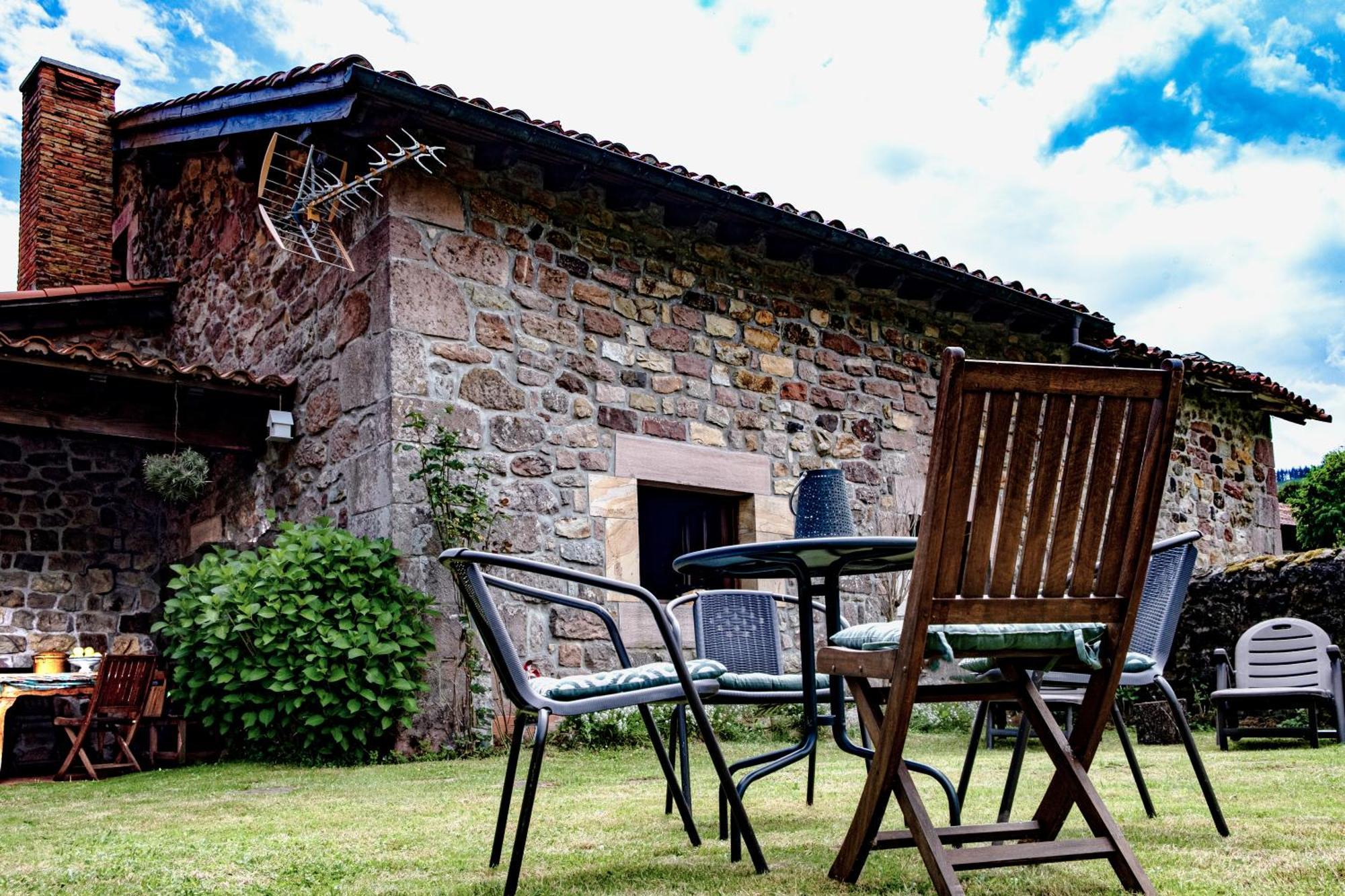 Casa De Campo El Midiaju Para 8 Personas Carmona  Exteriör bild